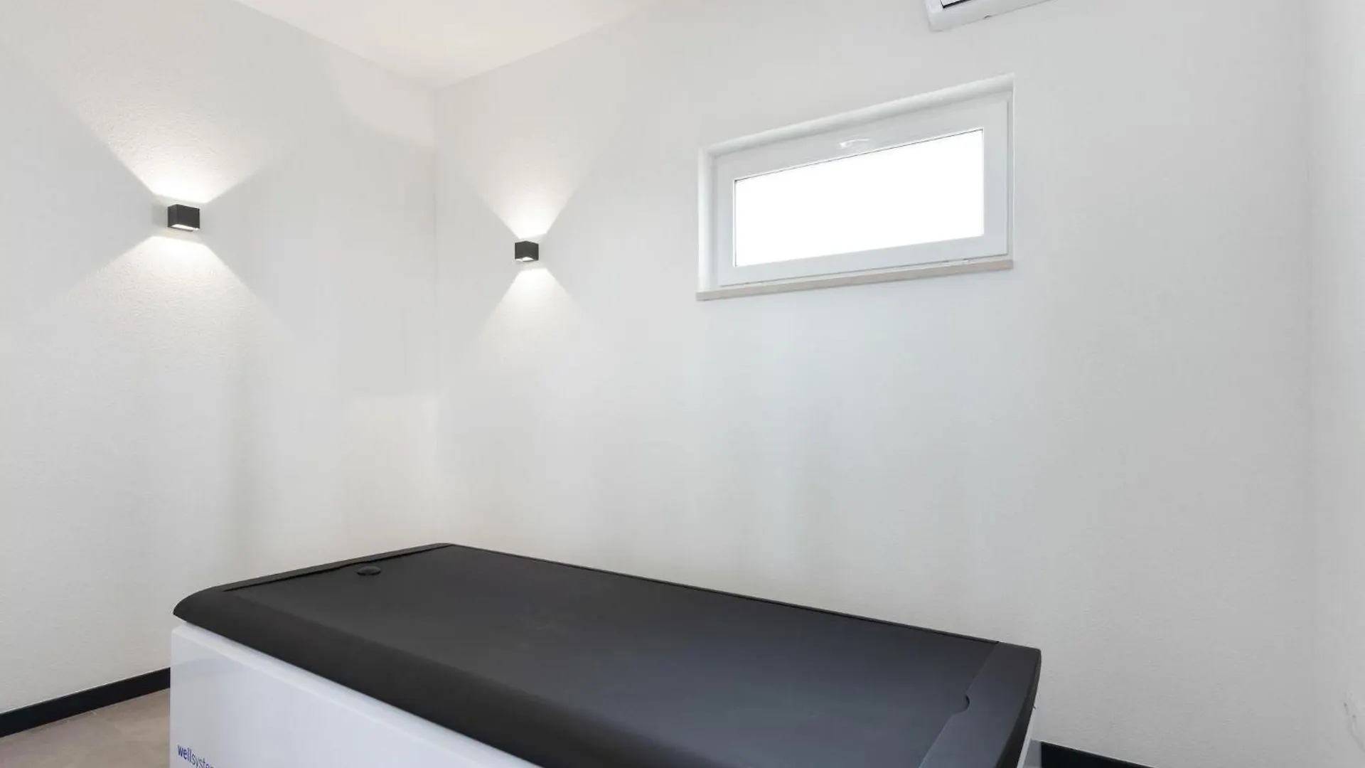 Exotic Holiday Home In Vir With Bubble Bath 0*,  Croatia